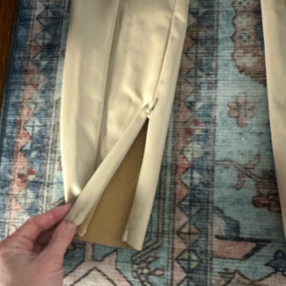 ✨ Missguided Faux Leather Leggings Split Hem Stone Sz 2 khaki, skinny, neutral - Picture 4 of 10